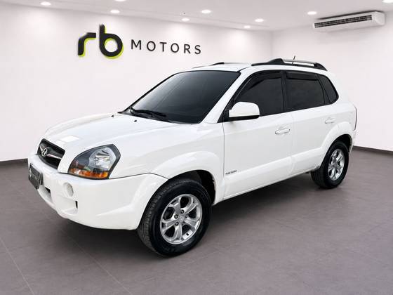 HYUNDAI TUCSON 2.0 MPFI GLS 16V 143CV 2WD FLEX 4P AUTOMÁTICO HYUNDAI TUCSON 2.0 MPFI GLS 16V 143CV 2WD FLEX 4P AUTOMÁTICO